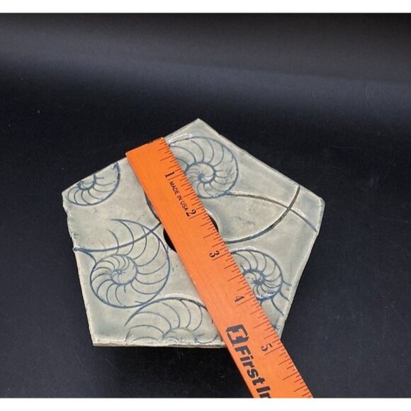 Studio Pottery Ikebana Flower Frog Vase Nautilus Sea Shell Nautical - Picture 5 of 10